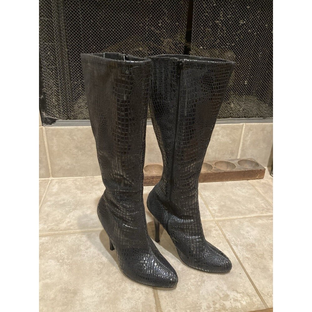 WHBM Snakeskin Black Boots 8M Knee High Heel 4.5” White House Black Market Party